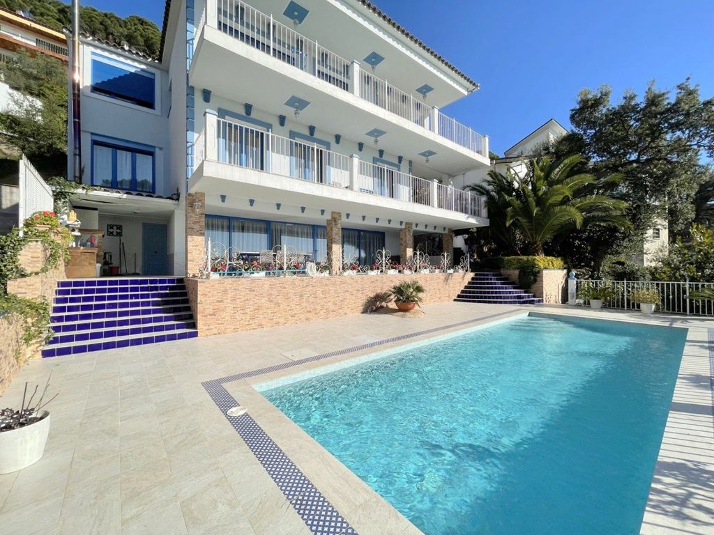 Maison de luxe à vendre à Lloret de Mar, 795 000 €, Photo 1