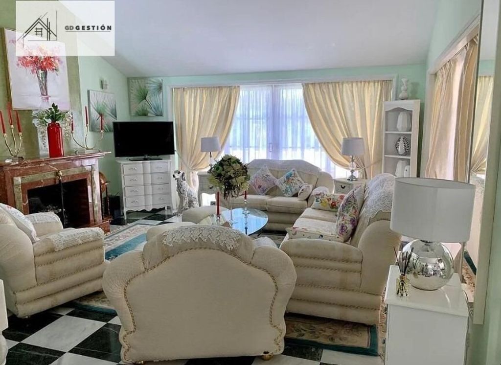 Maison de luxe à vendre à Marbella, 640 000 €, Photo 3