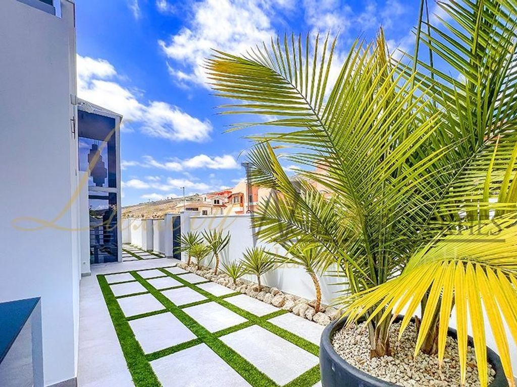 Maison de luxe à vendre à Adeje, 1 390 000 €, Photo 4