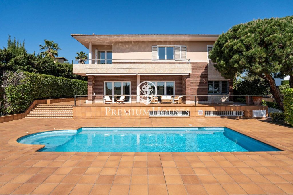 Maison de luxe à vendre à Vilanova I la Geltrú, 1 590 000 €, Photo 1