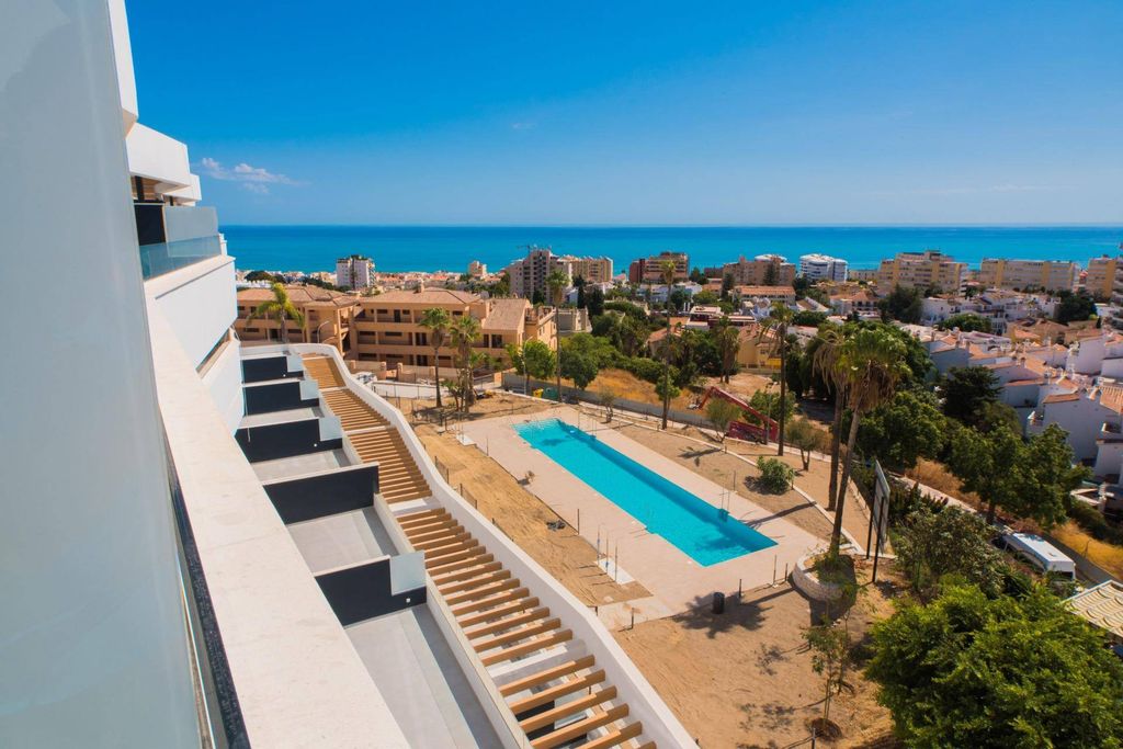 Luxury Apartment for sale in Torremolinos, 1 250 000 €, Photo 1