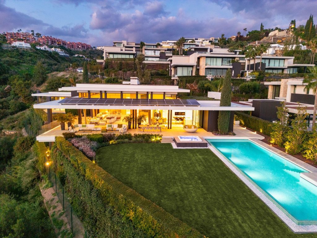 Maison de luxe à vendre à Marbella, 13 800 000 €, Photo 2