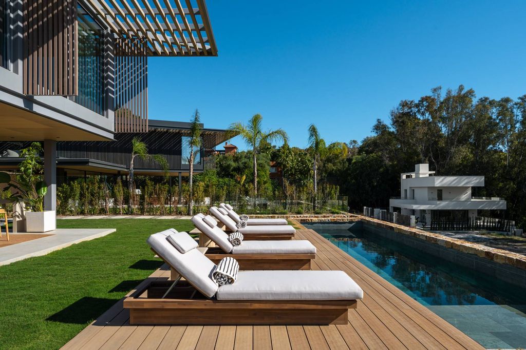 Luxury House for sale in Nueva Andalucia, 4 800 000 €, Photo 2