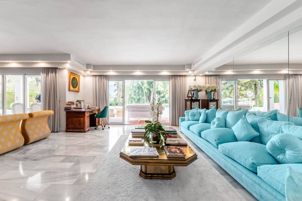 Maison de luxe à vendre à Marbella, 1 500 000 €, Photo 2