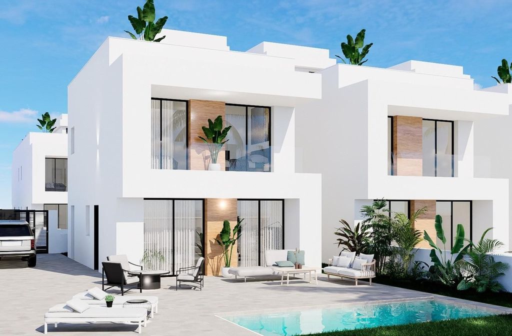 Maison de luxe à vendre à Playas de Orihuela, 495 000 €, Photo 1