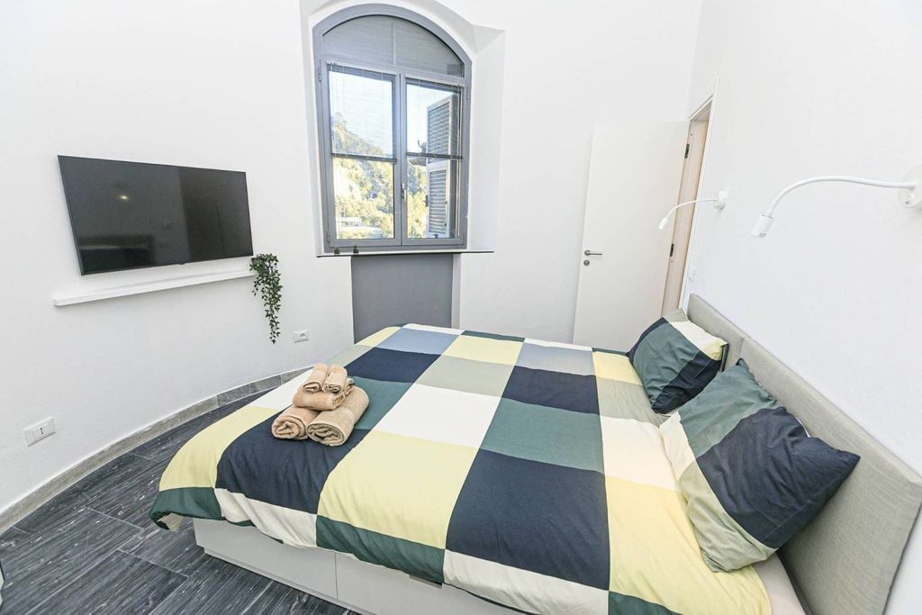 Luxury Apartment for sale in Zoagli, 1 790 000 €, Photo 7