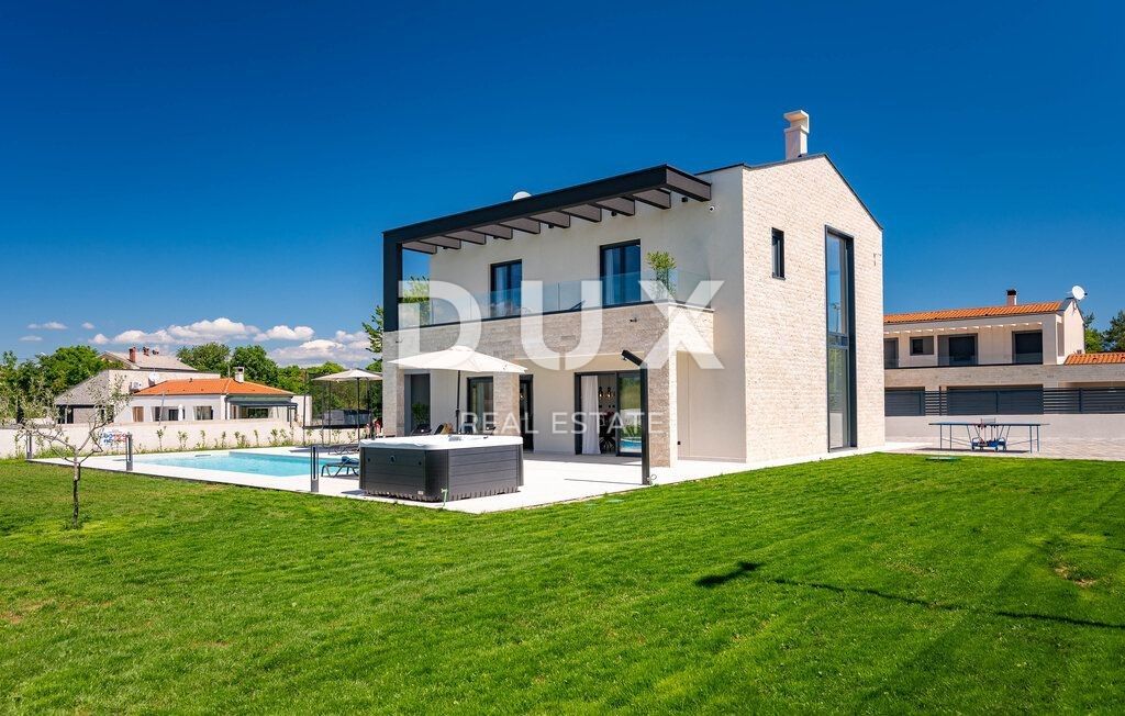Maison de luxe à vendre à Labin, 980 000 €, Photo 1