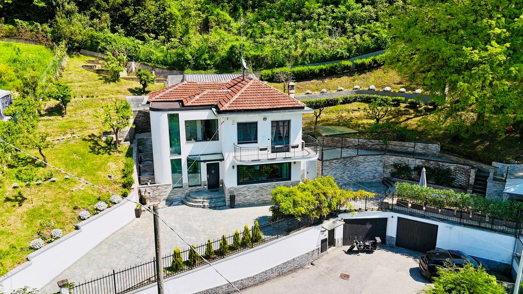 Maison de luxe à vendre à Turin, 890 000 €, Photo 1