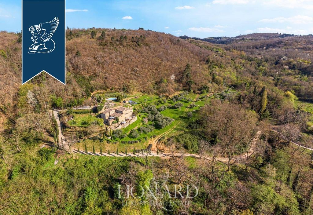 Maison de luxe à vendre à Pescina, 4 000 000 €, Photo 1