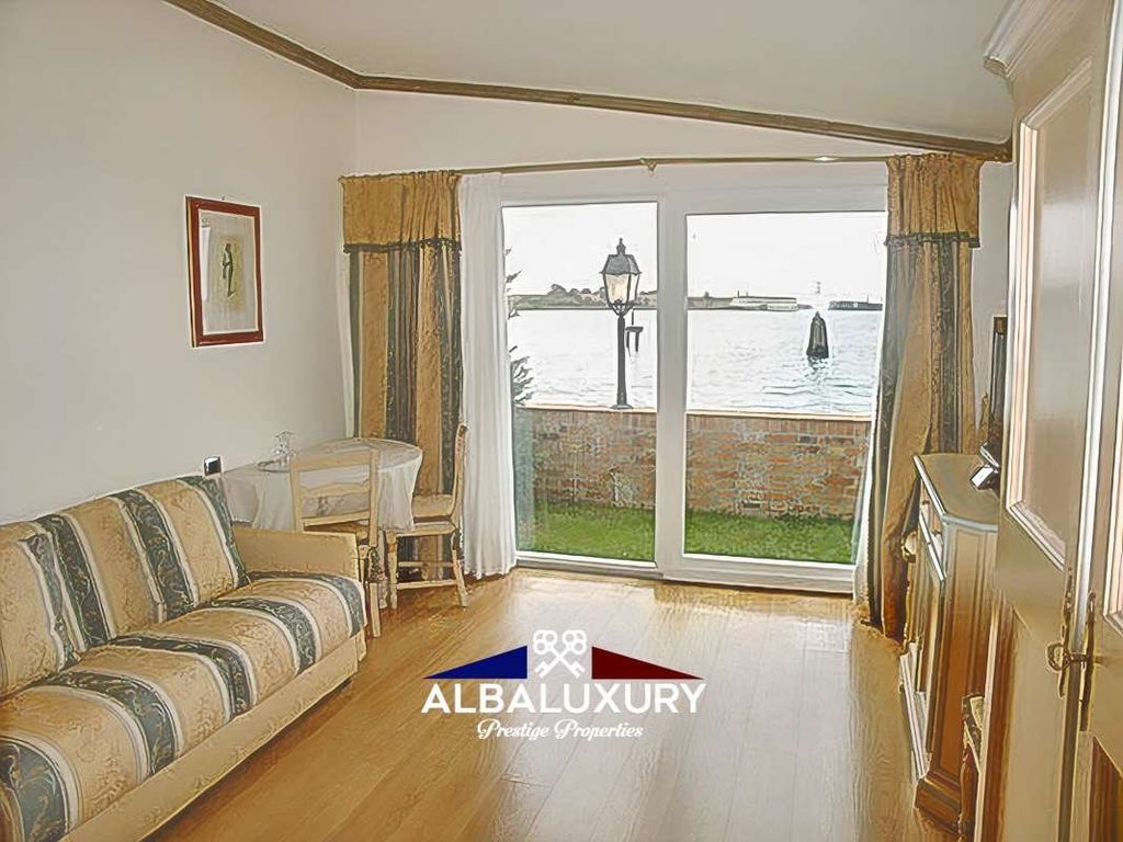 Maison de luxe à vendre à Venice, 730 000 €, Photo 3