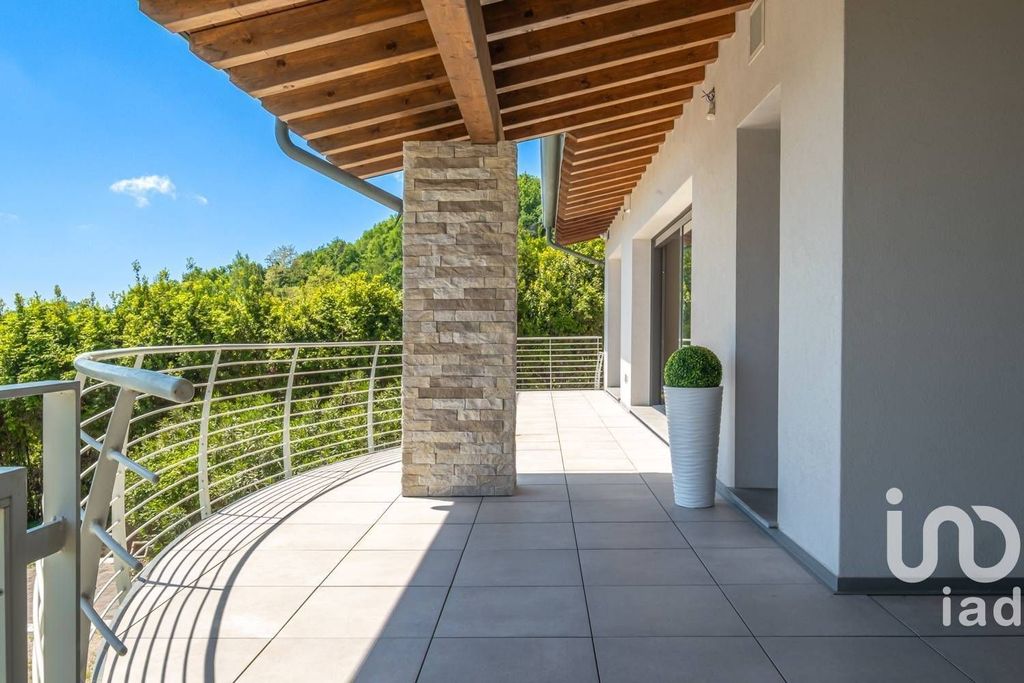 Luxury House for sale in Salò, 1 800 000 €, Photo 3