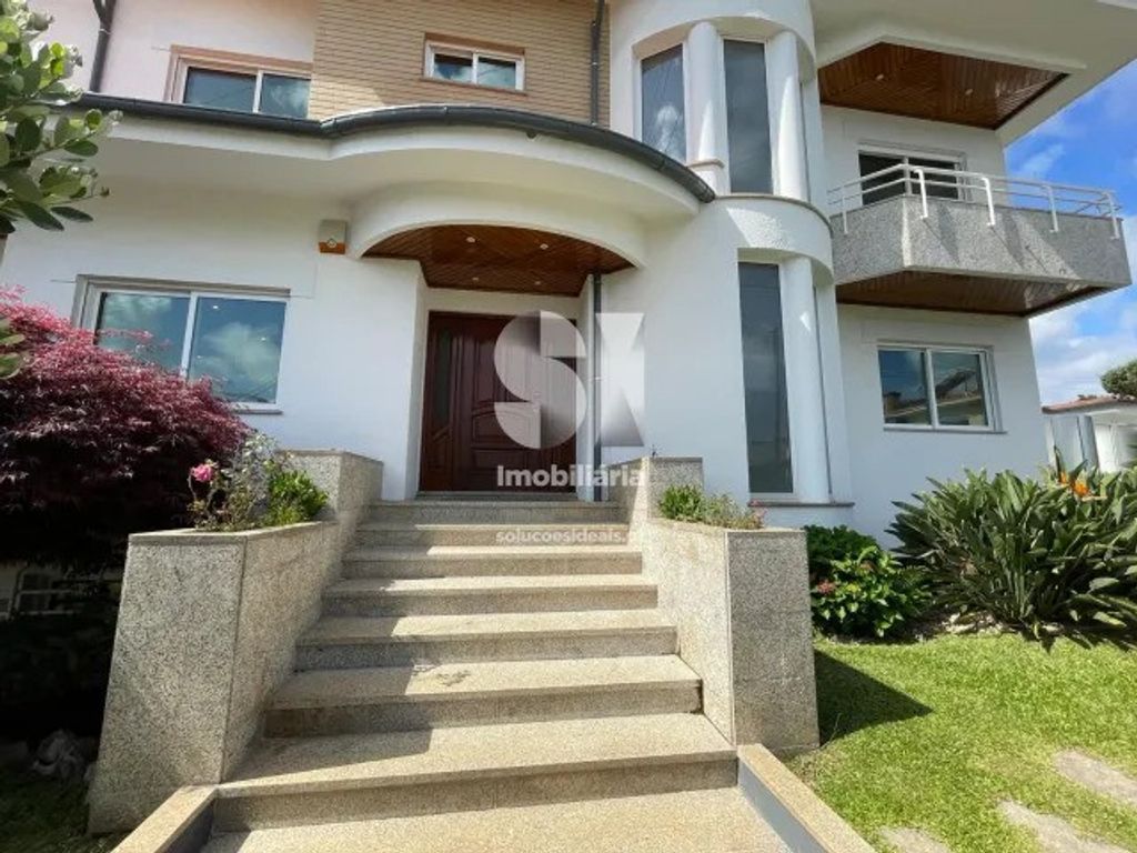 Luxury House for sale in Maia, 595 000 €, Photo 2