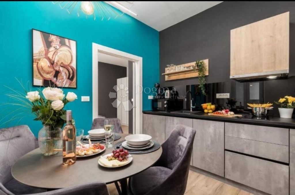 Luxury Apartment for sale in Rijeka, 430 000 €, Photo 5