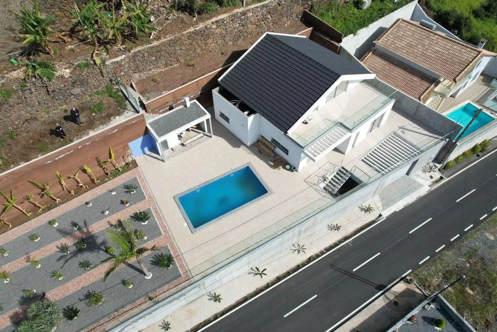 Luxury House for sale in Calheta, 1 150 000 €, Photo 6