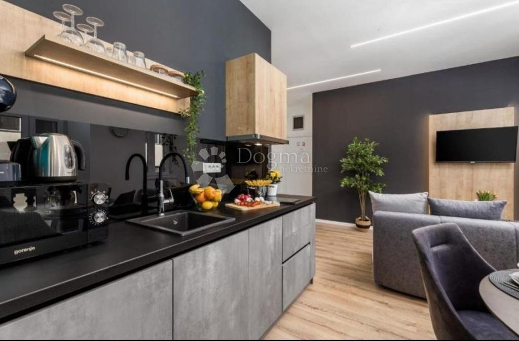 Luxury Apartment for sale in Rijeka, 430 000 €, Photo 4