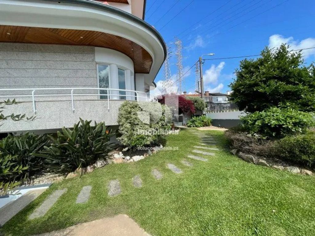 Luxury House for sale in Maia, 595 000 €, Photo 5