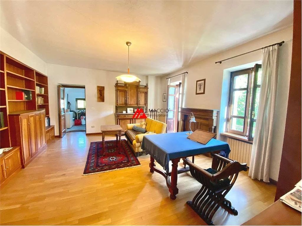 Luxury House for sale in Aosta, 850 000 €, Photo 2