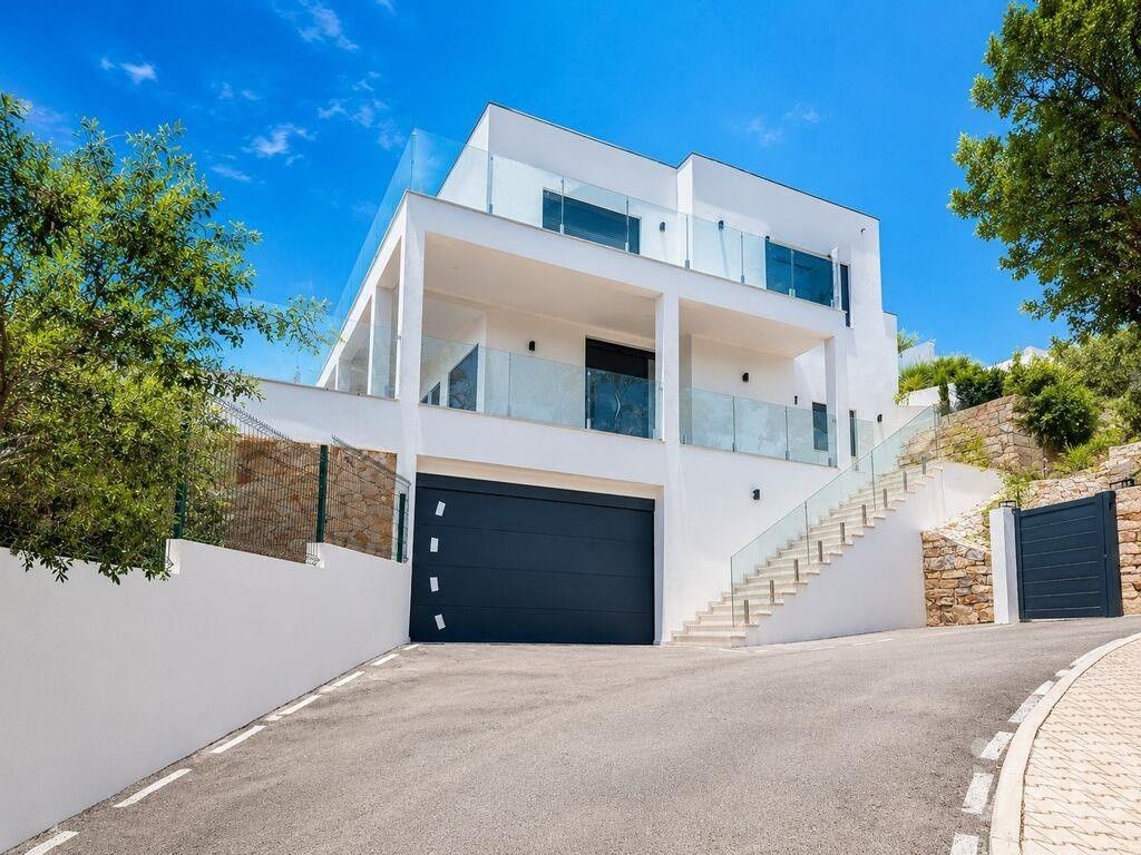 Maison de luxe à vendre à Campina, 1 500 000 €, Photo 3