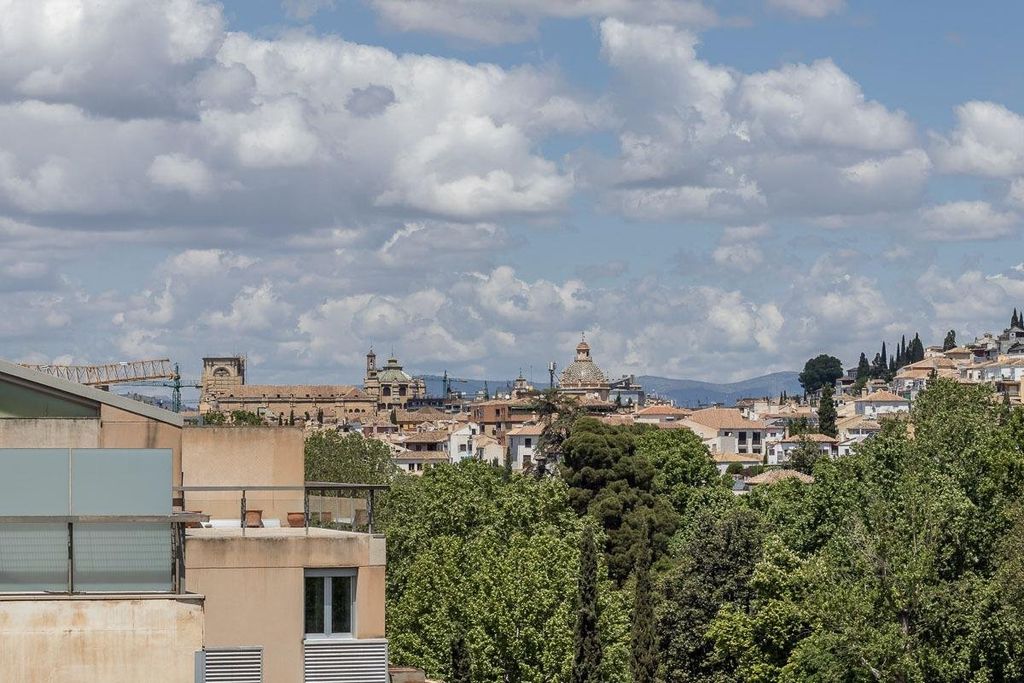 Maison de luxe à vendre à Granada, 775 000 €, Photo 4