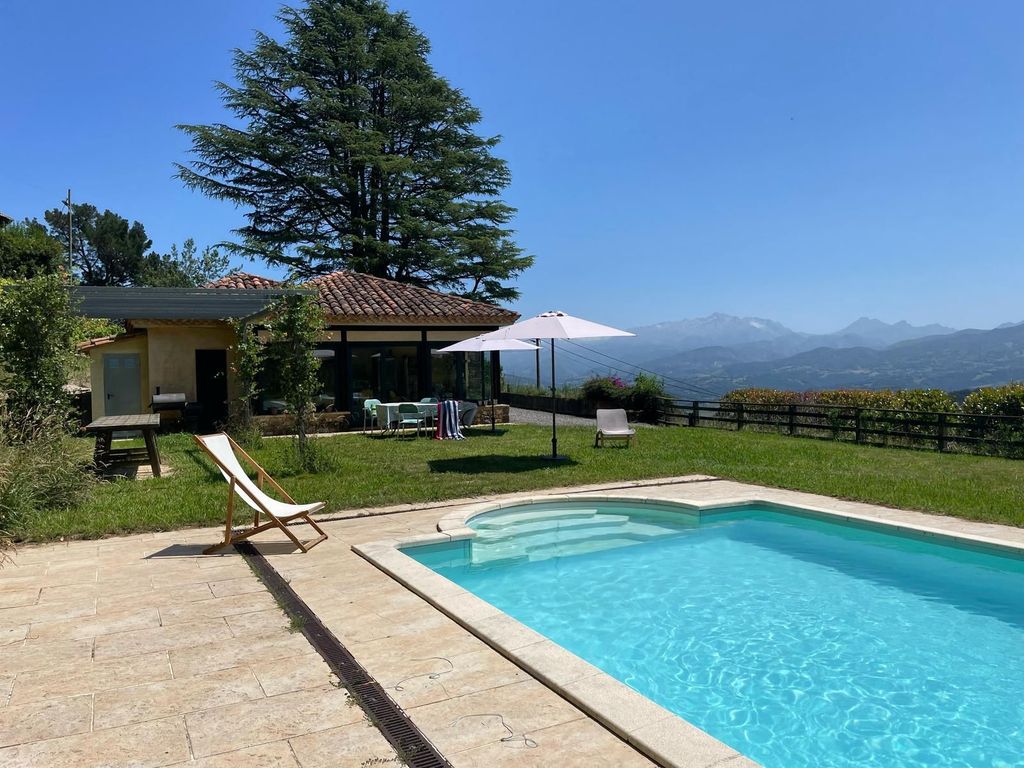 Luxury House for sale in Parres, 400 000 €, Photo 1