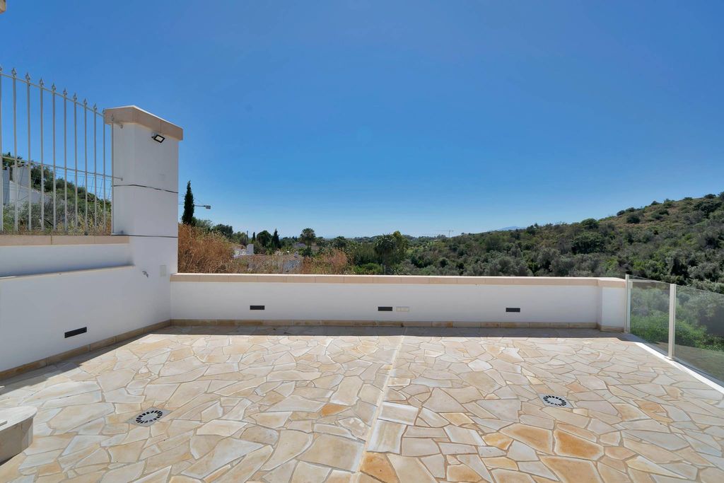 Maison de luxe à vendre à Marbella, 990 000 €, Photo 6
