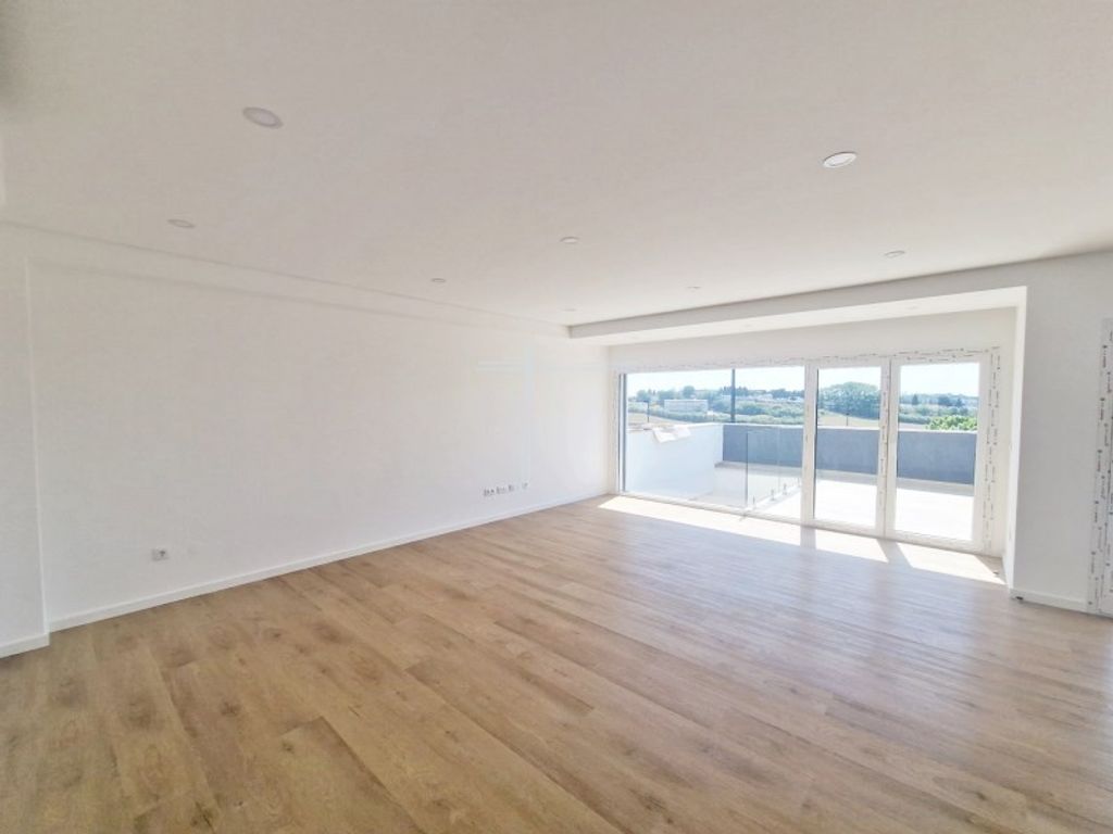 Maison de luxe à vendre à Almada, 690 000 €, Photo 6