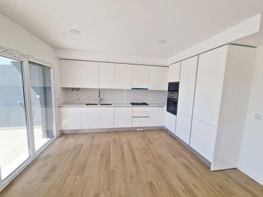 Maison de luxe à vendre à Almada, 690 000 €, Photo 7