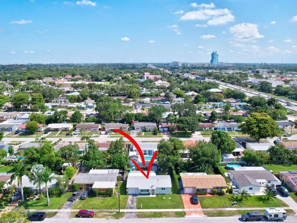 Luxury House for sale in Hollywood, 437 721 €, Photo 4