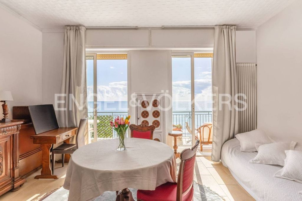 Luxury Apartment for sale in Alassio, 1 500 000 €, Photo 1