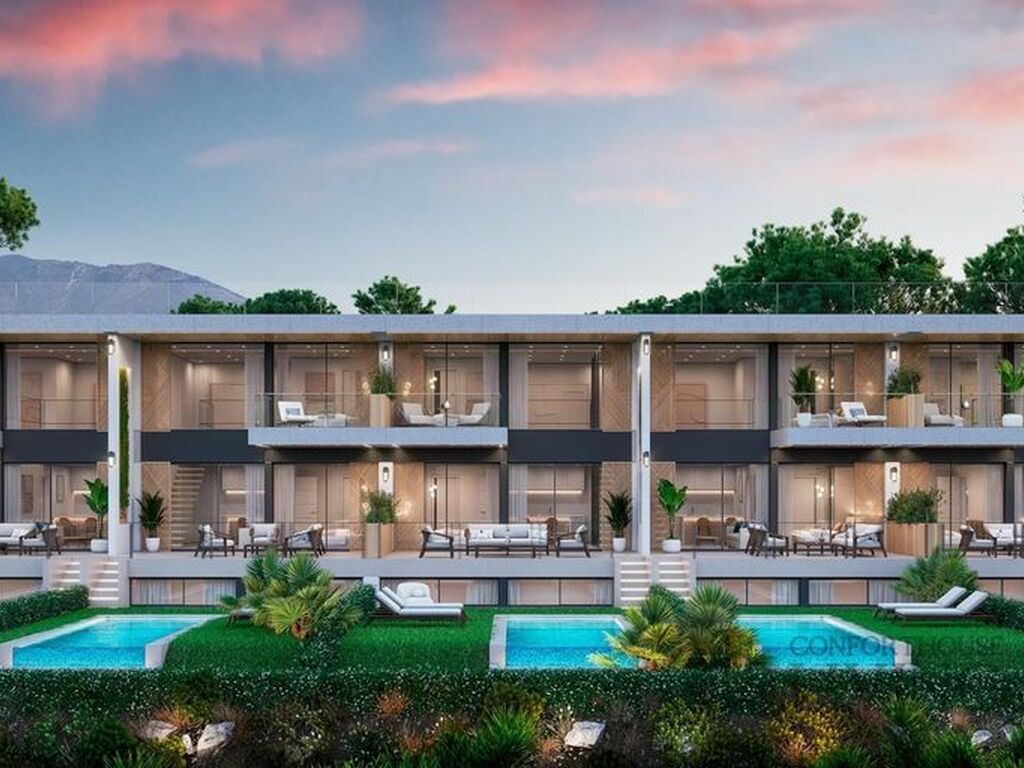 Maison de luxe à vendre à Marbella, 1 125 000 €, Photo 1