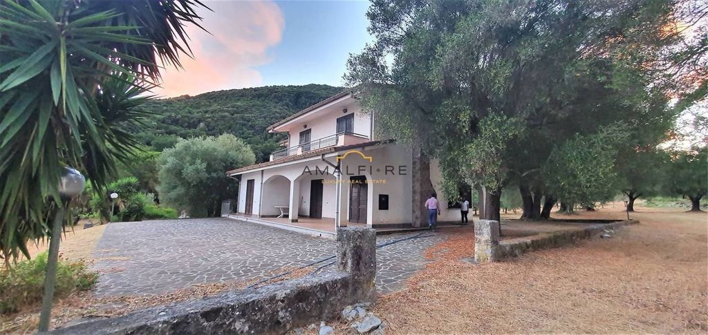 Luxury House for sale in San Giovanni a Piro, 600 000 €, Photo 5