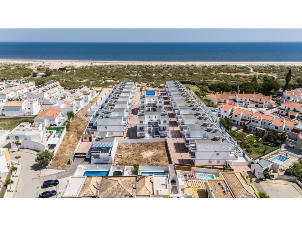 Luxury Apartment for sale in Vila Real de Santo António, 550 000 €, Photo 5