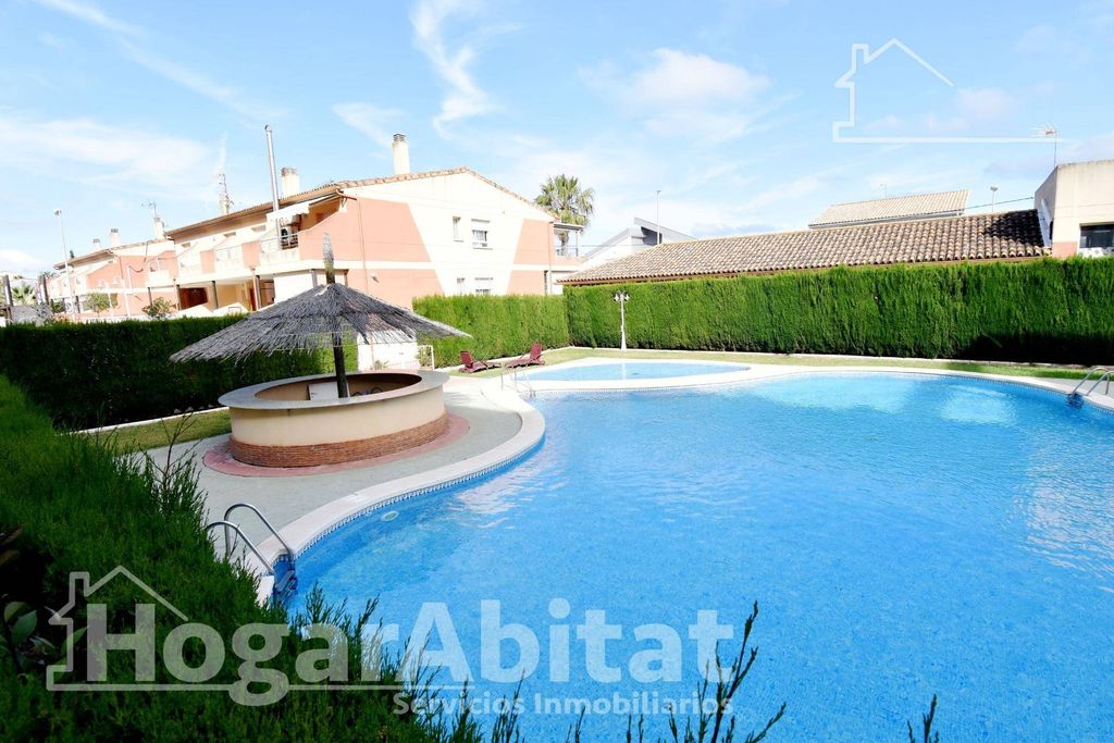 Maison de luxe à vendre à Chilches, 425 000 €, Photo 1