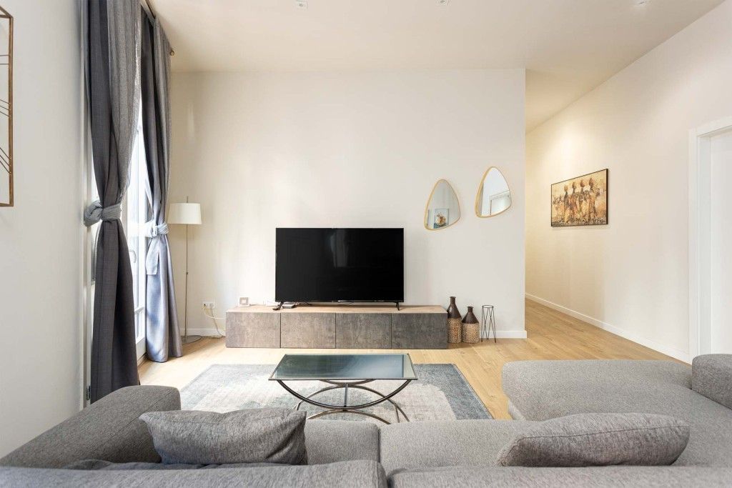 Luxury Apartment for sale in Barcelona, 900 000 €, Photo 4