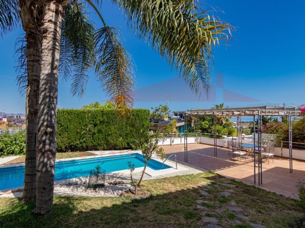 Luxury House for sale in Vélez-Málaga, 640 000 €, Photo 2