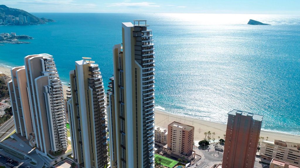 Luxury Apartment for sale in Benidorm, 1 410 000 €, Photo 1