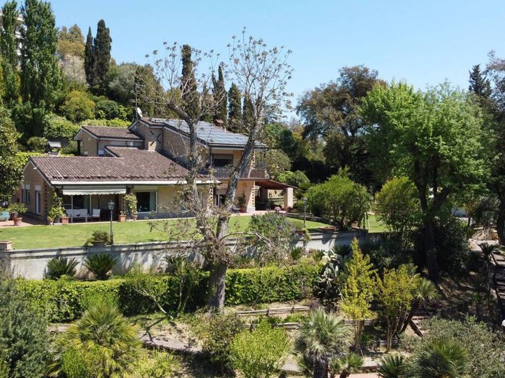 Maison de luxe à vendre à Rome, 1 800 000 €, Photo 2