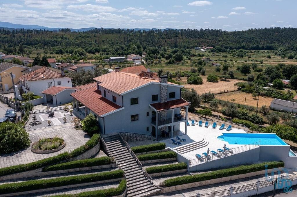 Maison de luxe à vendre à Secarias, 599 500 €, Photo 1
