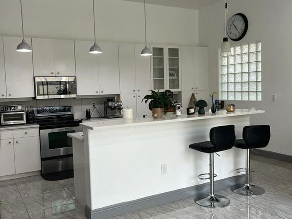 Luxury House for sale in Hollywood, 729 592 €, Photo 5