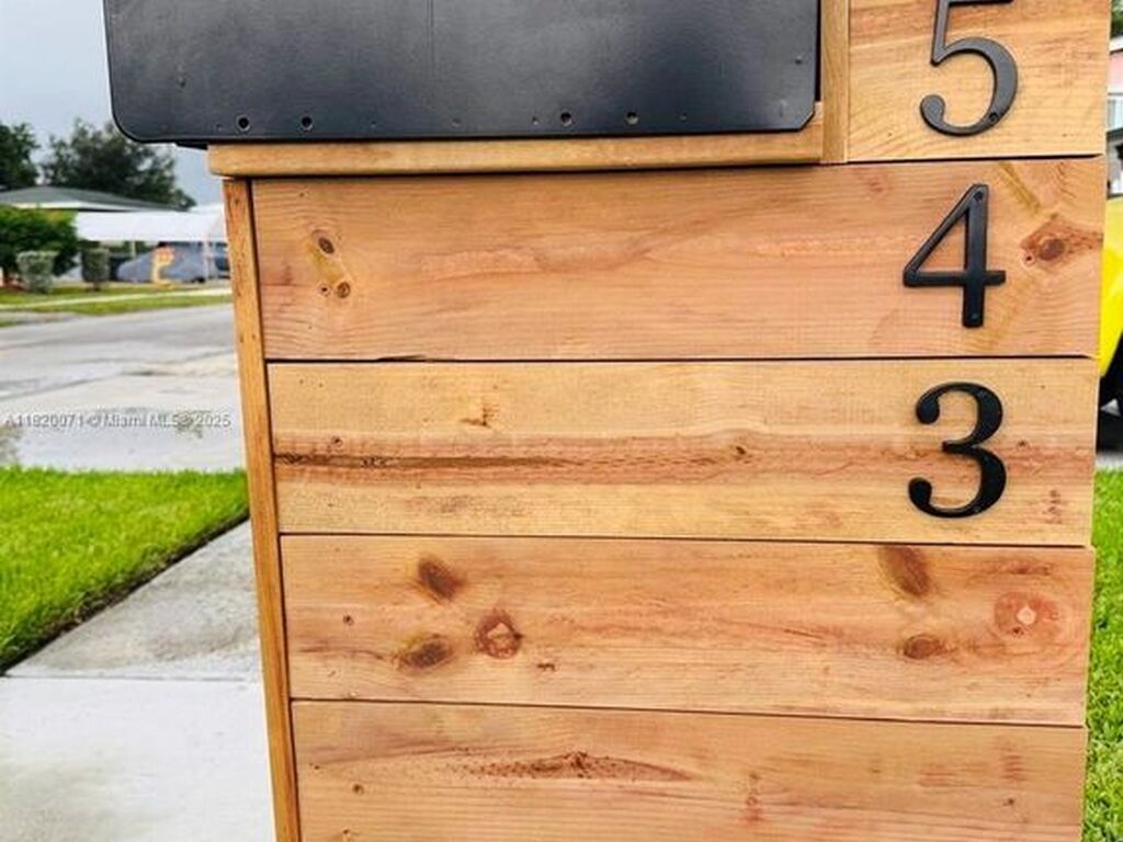 68731233