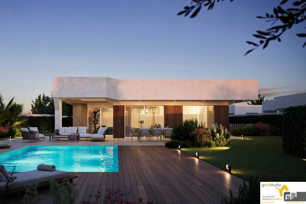 Luxury House for sale in Lecce, 780 000 €, Photo 1