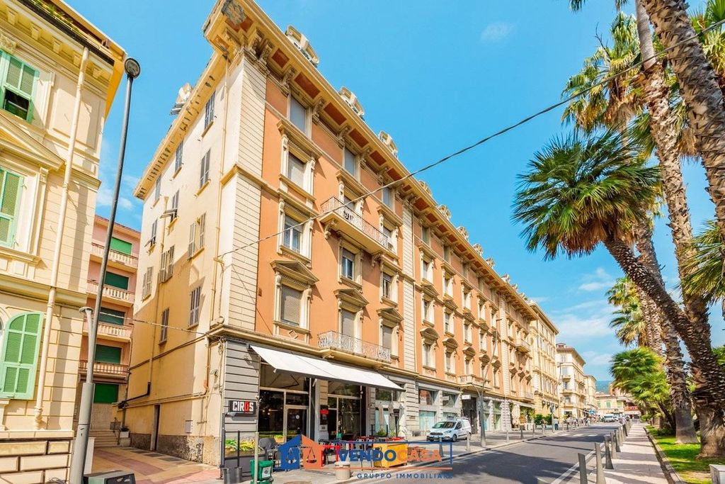 Luxury Apartment for sale in San Remo, 699 000 €, Photo 4