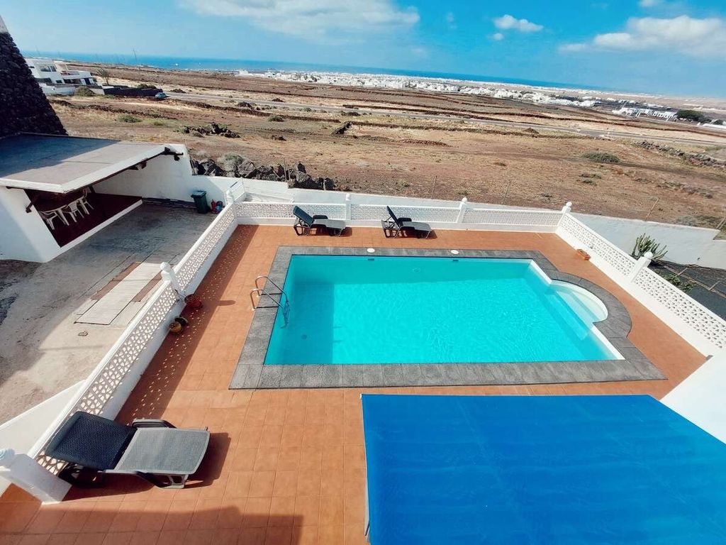 Luxury House for sale in Tahiche, 575 000 €, Photo 5