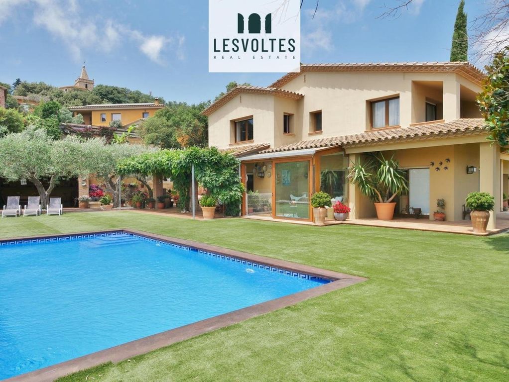 Maison de luxe à vendre à Mont-Ras, 1 500 000 €, Photo 1