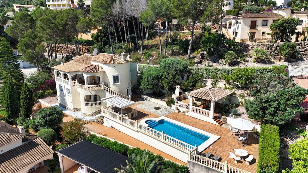 Maison de luxe à vendre à Denia, 775 000 €, Photo 1