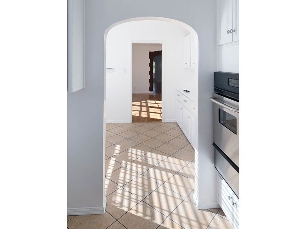 Luxury Apartment for sale in Los Angeles, 2 304 599 €, Photo 5