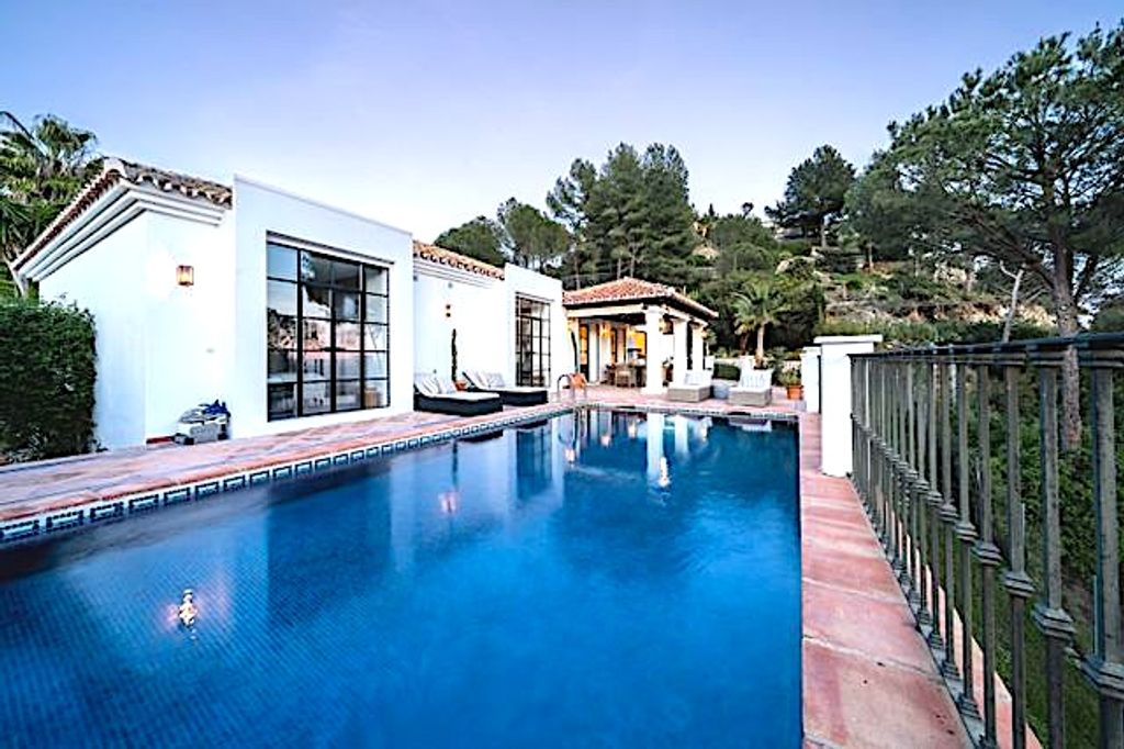 Maison de luxe à vendre à Marbella, 2 500 000 €, Photo 1