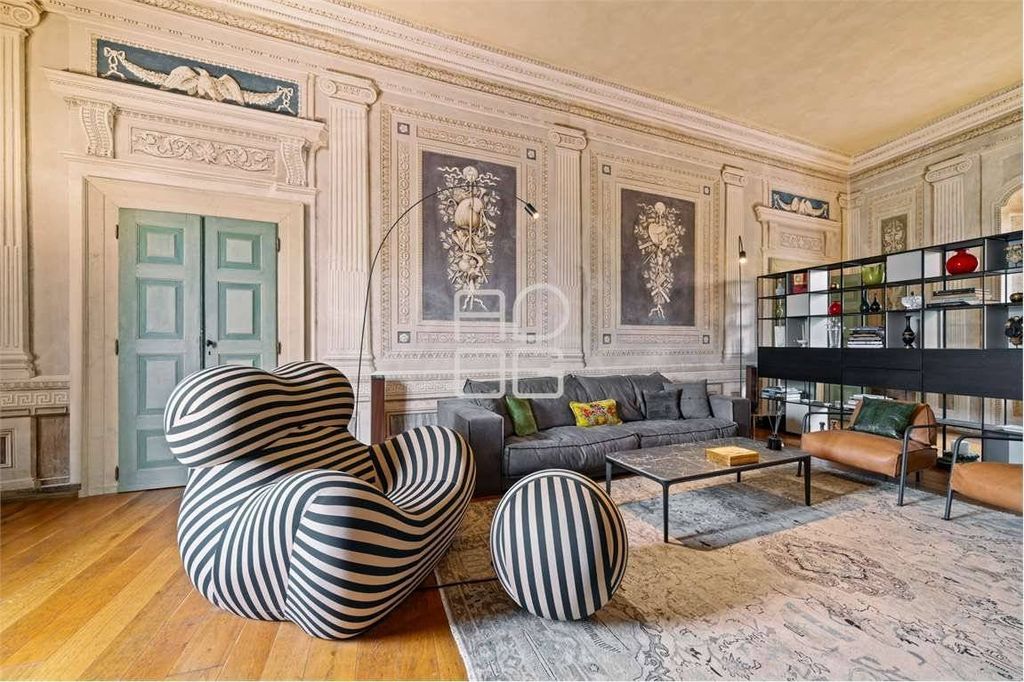 Luxury Apartment for sale in Lonato, 895 000 €, Photo 2