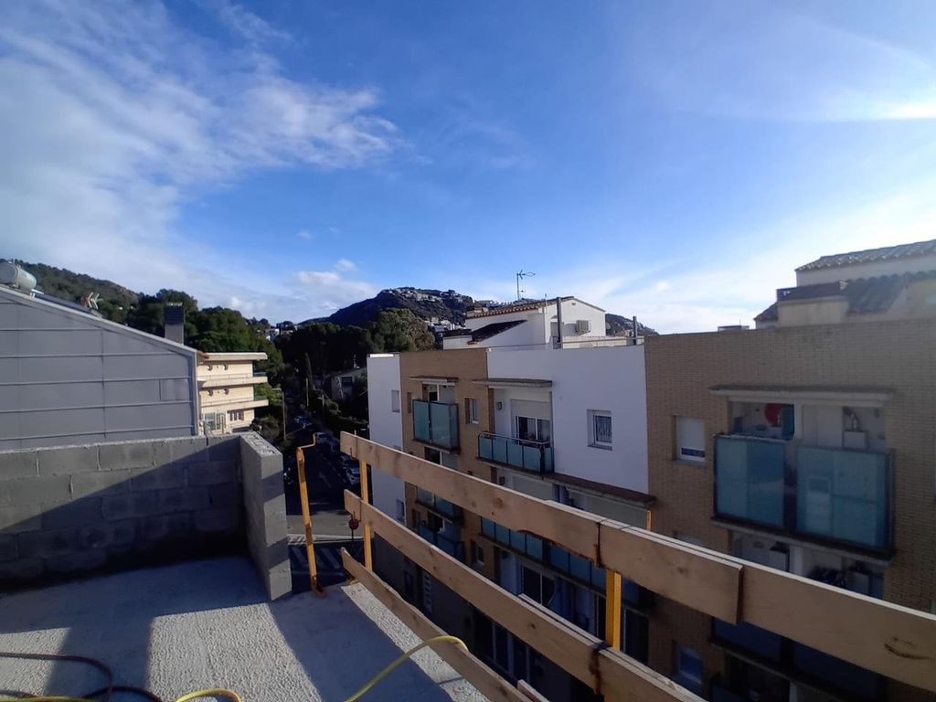 Luxury Apartment for sale in Roses, 640 000 €, Photo 6