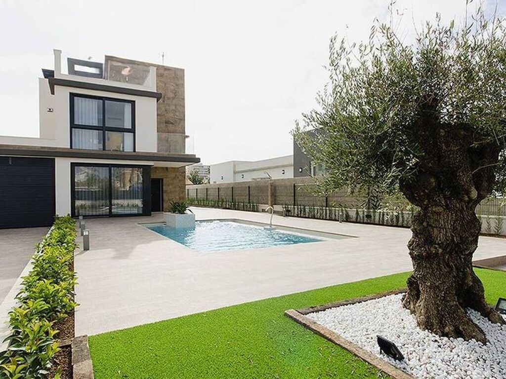 Maison de luxe à vendre à Playas de Orihuela, 1 129 000 €, Photo 1